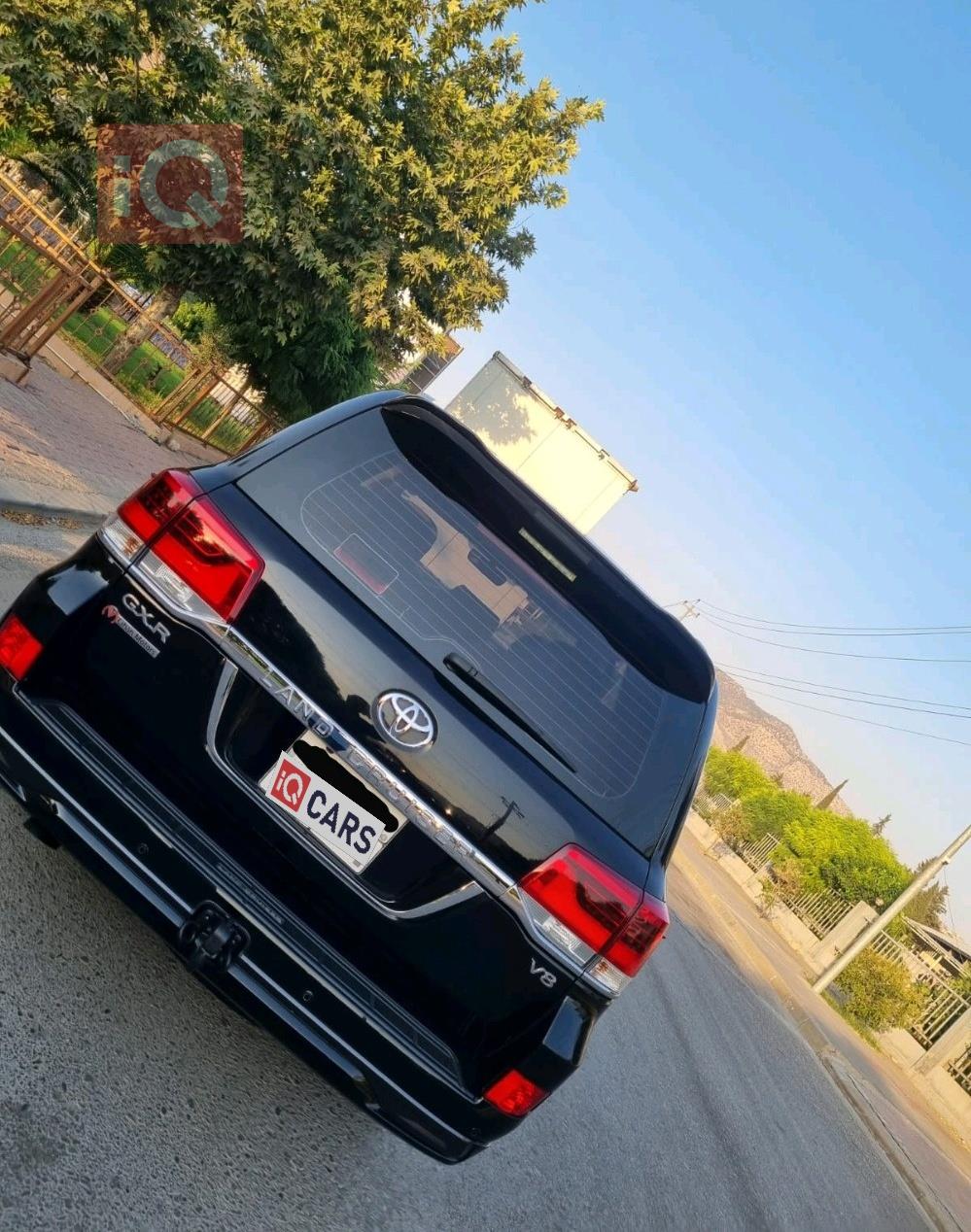 تويوتا لاندكروزر